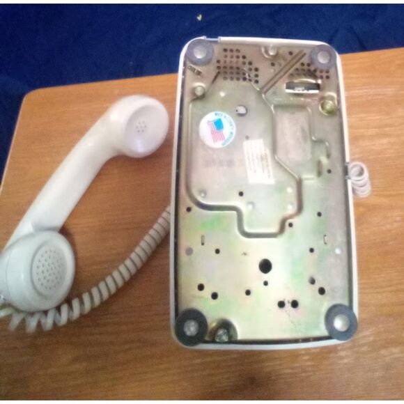 Vintage GTE Desk Phone Push Button Made in USA - Picture 4 of 8